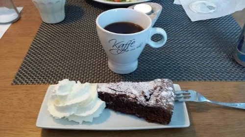 Chocolate cake and coffee